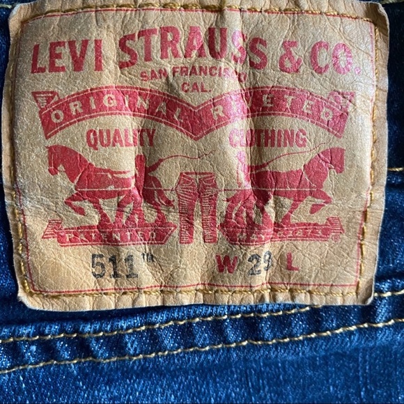 High Waist Levi’s 511 Denim Cut off Shorts sz 29 - Picture 2 of 3